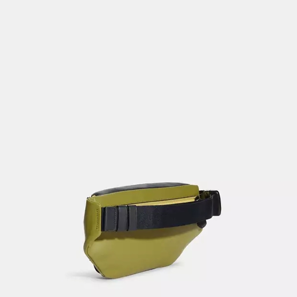 Coach Men's Two-Tone Belt Bag - Picture 5 of 13